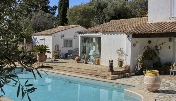 Propri&eacute;t&eacute; 7 pièces  à vendre Bandol 83150