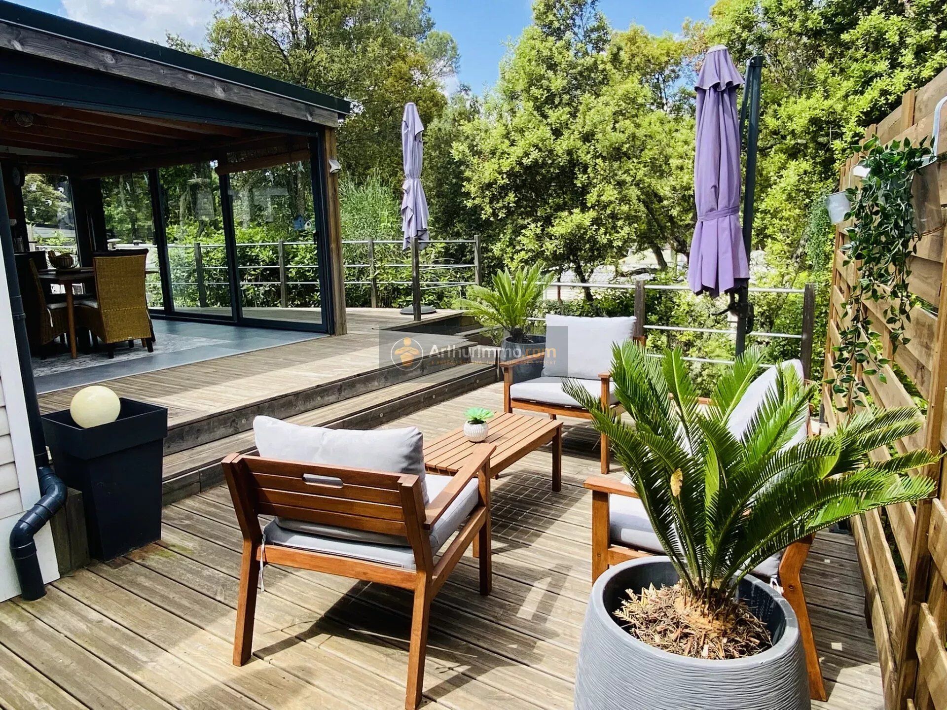 Vente Terrain 300 m2 à Fréjus · 139 000 €