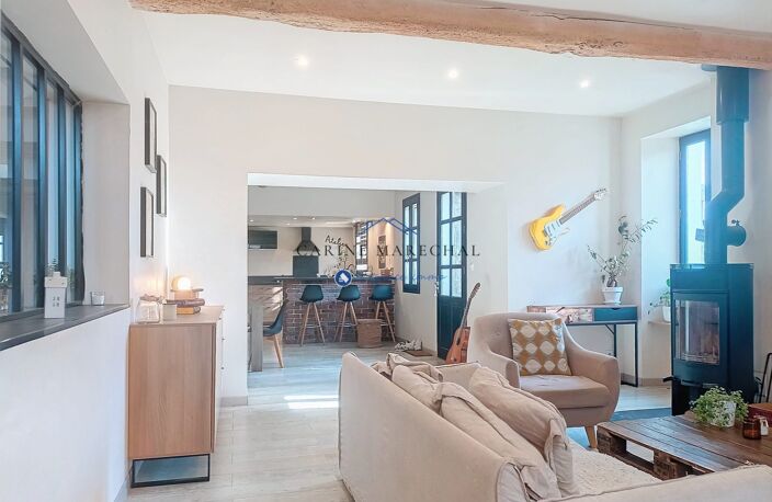 Maison familiale rénovée avec charme  164 m², jardin arbor — photo 2