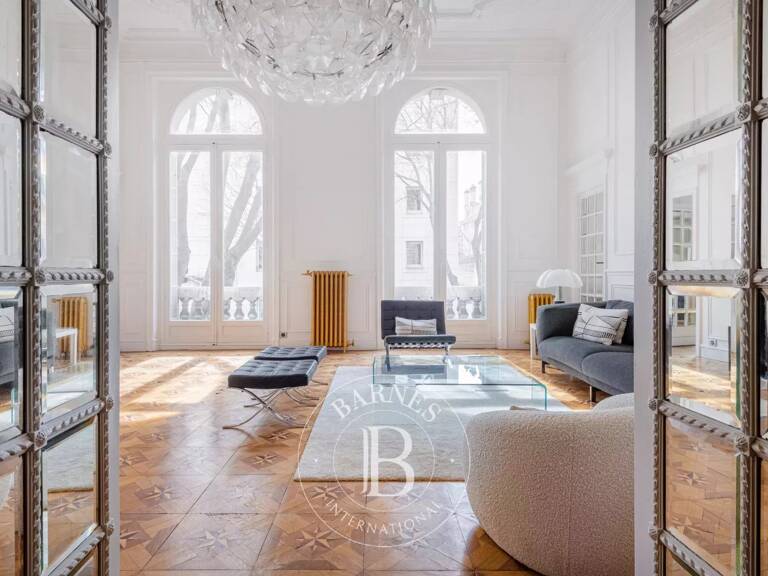 VENTE - MARSEILLE - 13008 - DELIBES/PÉRIER - APPARTEMENT FAMILIA — photo 1