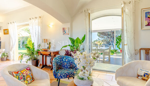 Villa / Maison 7 pièces  à vendre Sainte-Maxime 83120