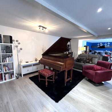 Appartement 6 pièces 339000 €