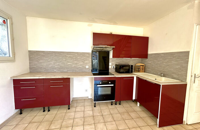 JACOU - Appartement deux pièces d'environ 37 m2 avec un jard — photo 3