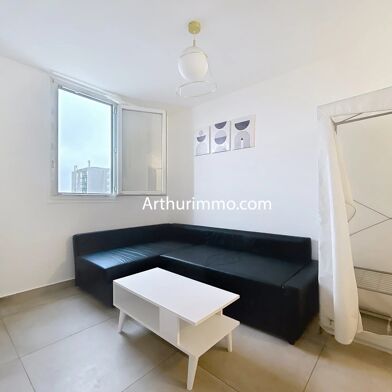 Appartement 4 pièces 600 €