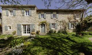 Maison  180 m² à vendre à Murs (84220)