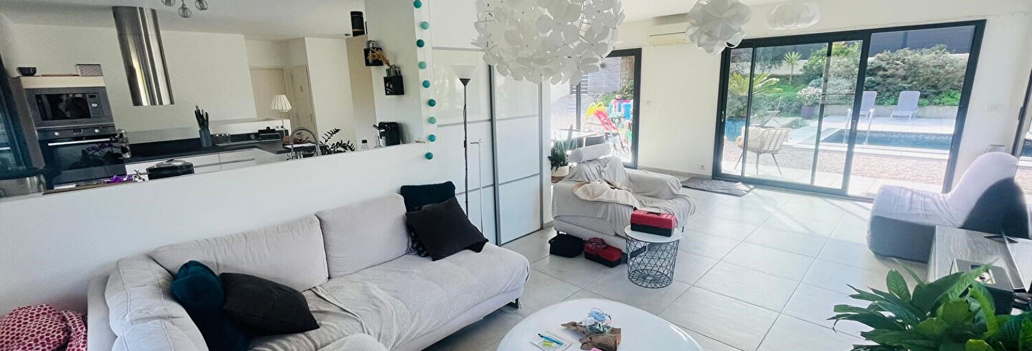 Maison 5 Pièces 160 m² à vendre à Hyères (83400)