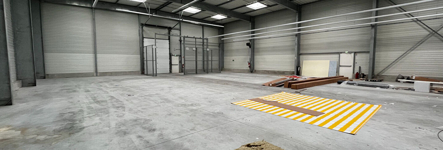 Commerce  489 m² à louer à Digosville (50110)