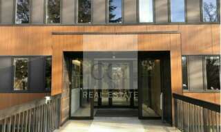 Bureau  450 m² à louer à Dardilly (69570)