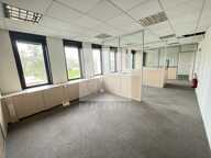 BUREAUX à LOUER — photo 2
