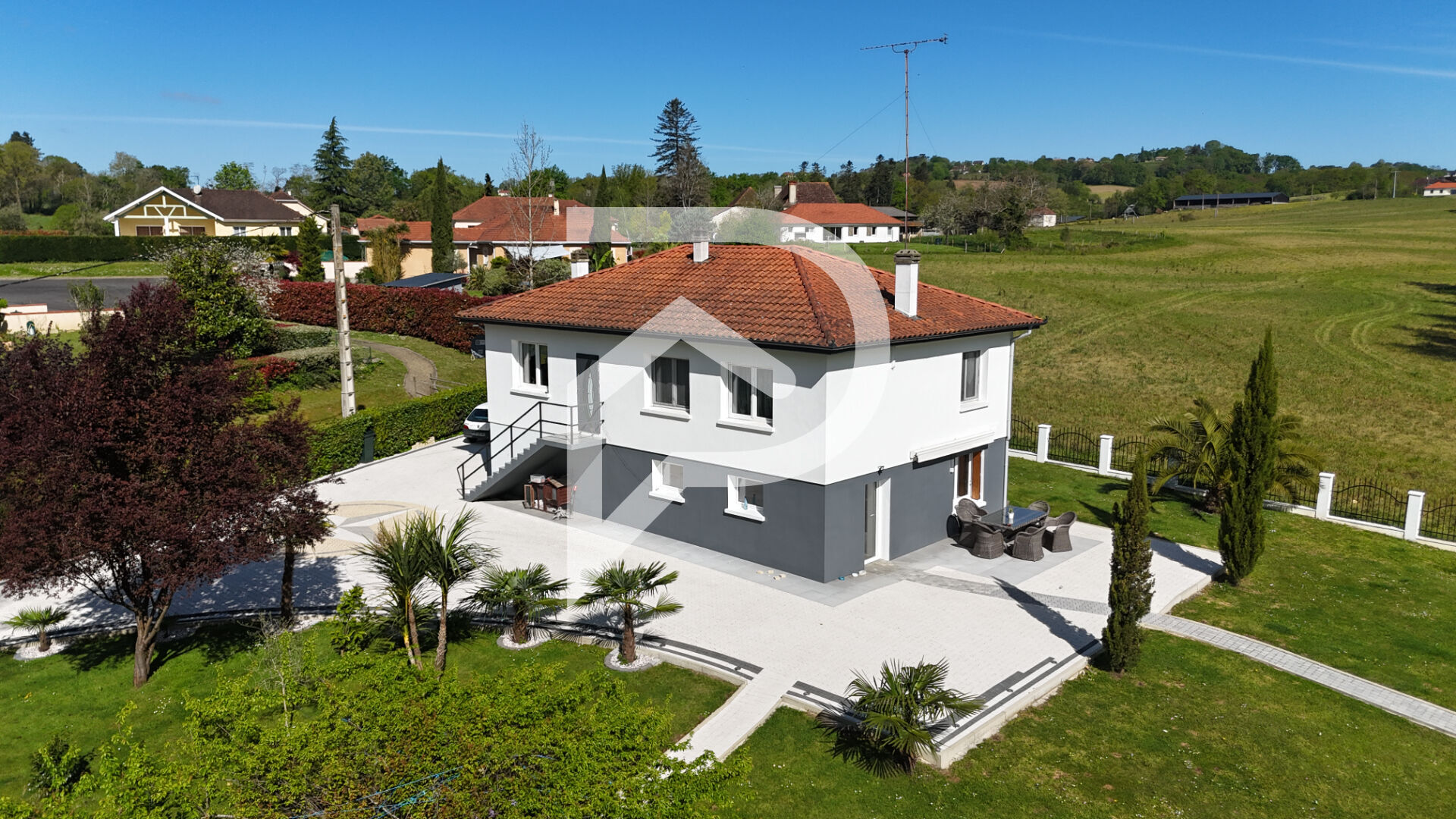 Villa / Maison  T6 à vendre Orthez 64300