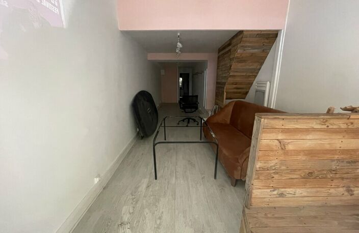LOCAL COMMERCIAL à LOUER — photo 2