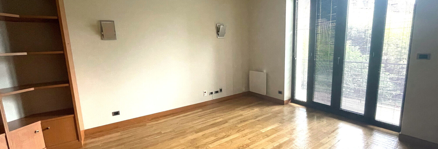 Bureau  95 m² à louer à Rodez (12000)