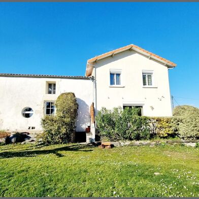 Maison 10 pièces 469000 €