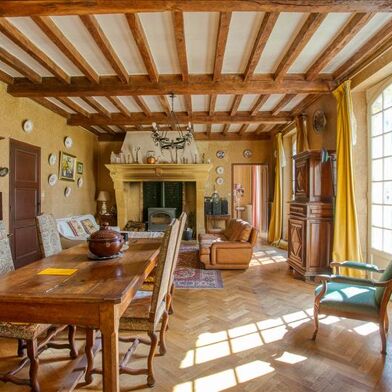 Maison 7 pièces 390350 €