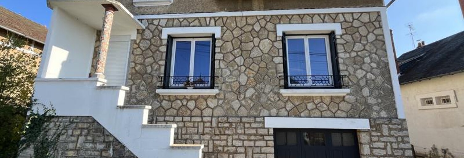 Maison 4 Pièces 94 m² à vendre à Saint-Amand-Montrond (18200)