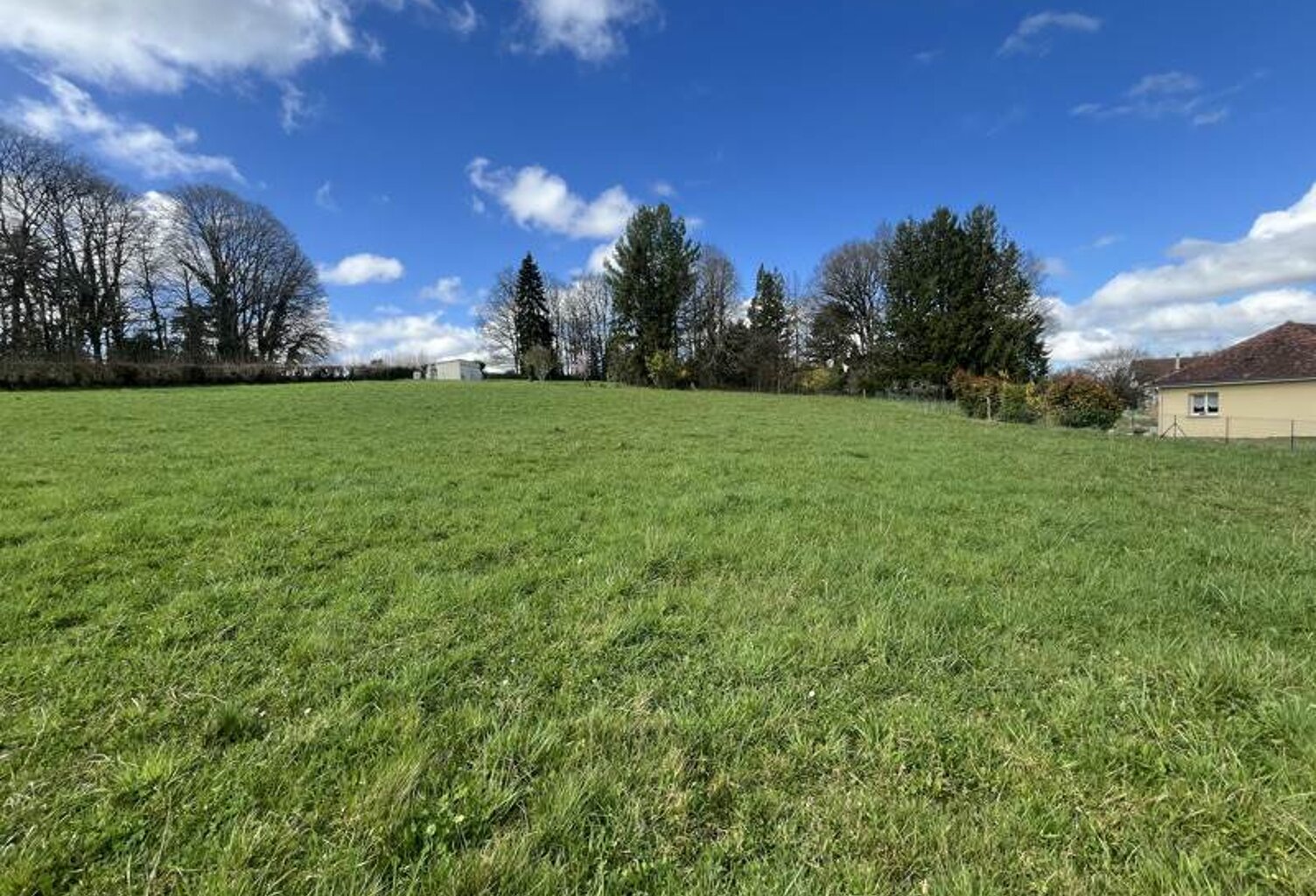 Terrain à bâtir de 0 pièces principales — photo 1