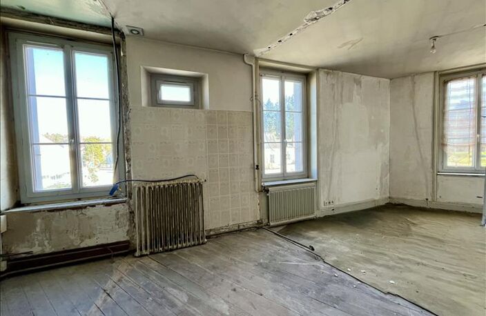 Maison en pierre de 8 pièces principales — photo 3