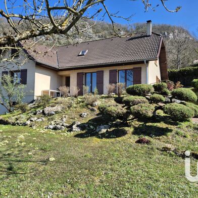 Maison 7 pièces 400000 €