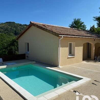 Maison 3 pièces 235000 €