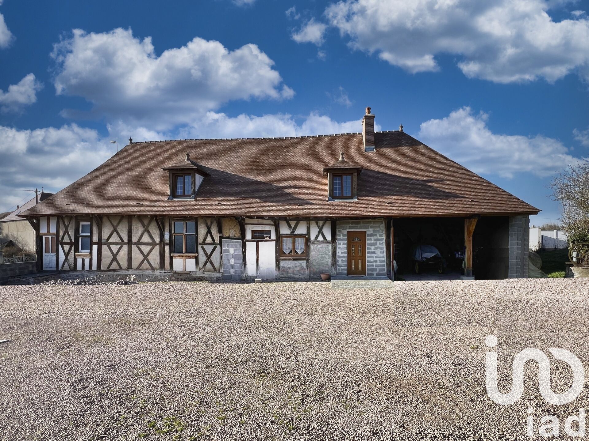 Monetay-Sur-Loire - 55m² - 3p. - 1ch.