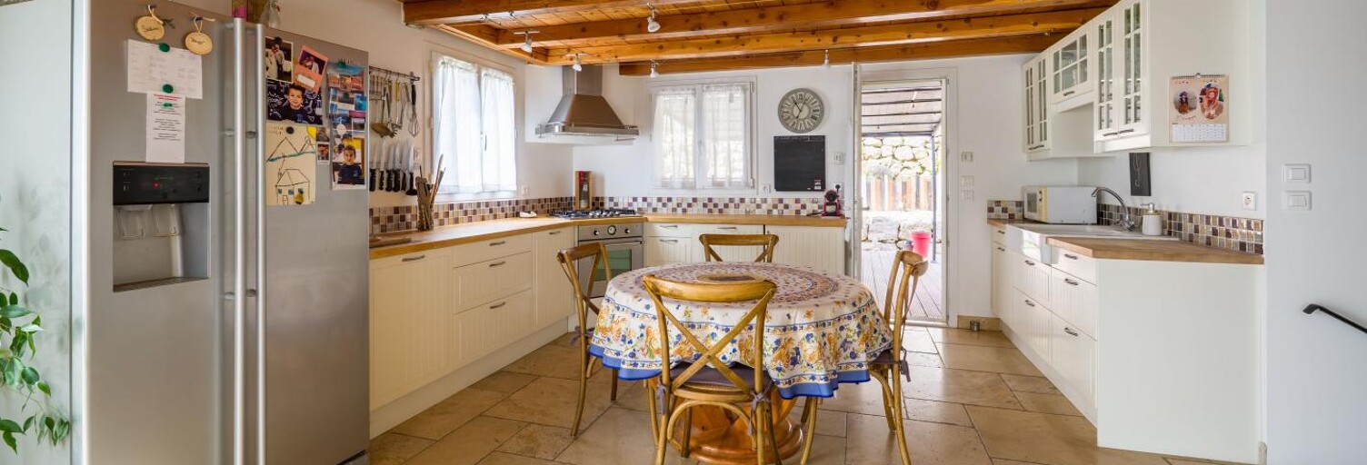 Maison 5 Pièces 148 m² à vendre à Sainte-Tulle (04220)