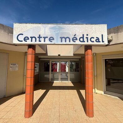 Commerce 2 pièces 800 €