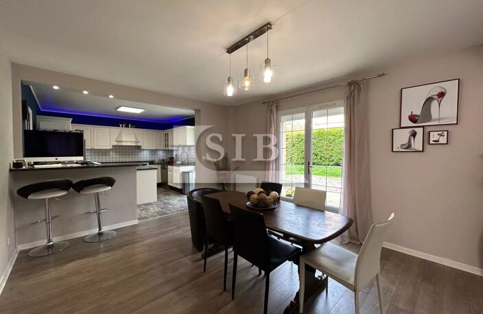 LONGPONT SUR ORGE: Maison traditionnelle 7 pièces — photo 5