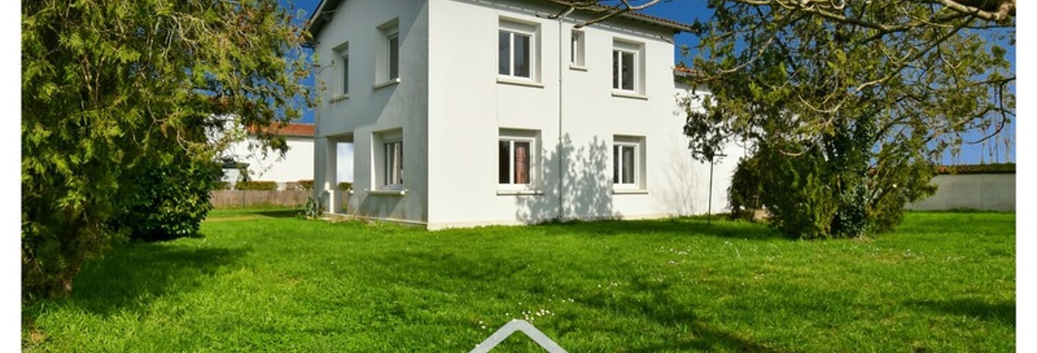 Maison 5 Pièces 112 m² à vendre à Varaize (17400)