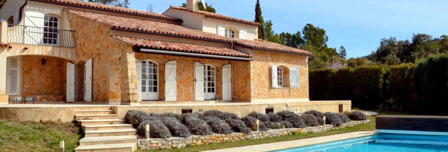 Maison 6 Pièces 180 m² à vendre à Tourtour (83690)