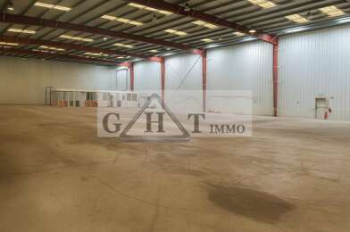 Local industriel  6800 €