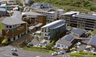 Commerce  3700 m² à vendre à Saint-Louis (97450)