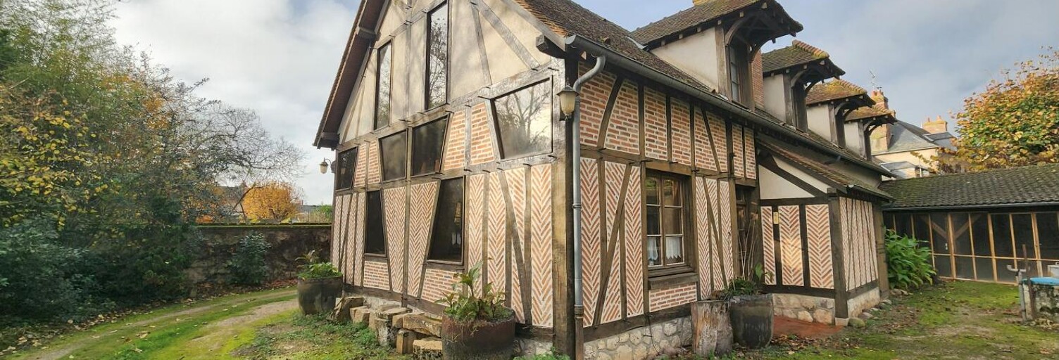 Maison 6 Pièces 190 m² à vendre à Lorris (45260)