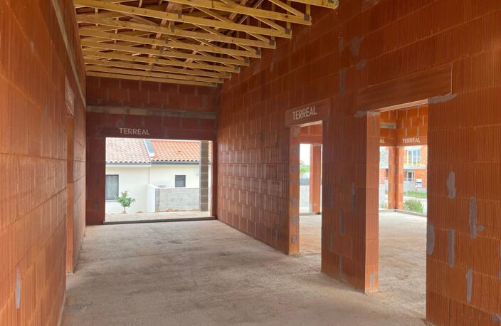 Maison neuve de plain-pied avec garage — photo 5