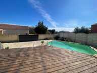 A VENDRE SANARY SUR MER 83110 VILLA 6 PIECES POSSIBILTE 2 LOGEMENTS 4 CHAMBRES JARDIN PISCINE — photo 3