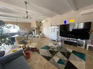 A VENDRE SANARY SUR MER 83110 VILLA 6 PIECES POSSIBILTE 2 LOGEMENTS 4 CHAMBRES JARDIN PISCINE — photo 4