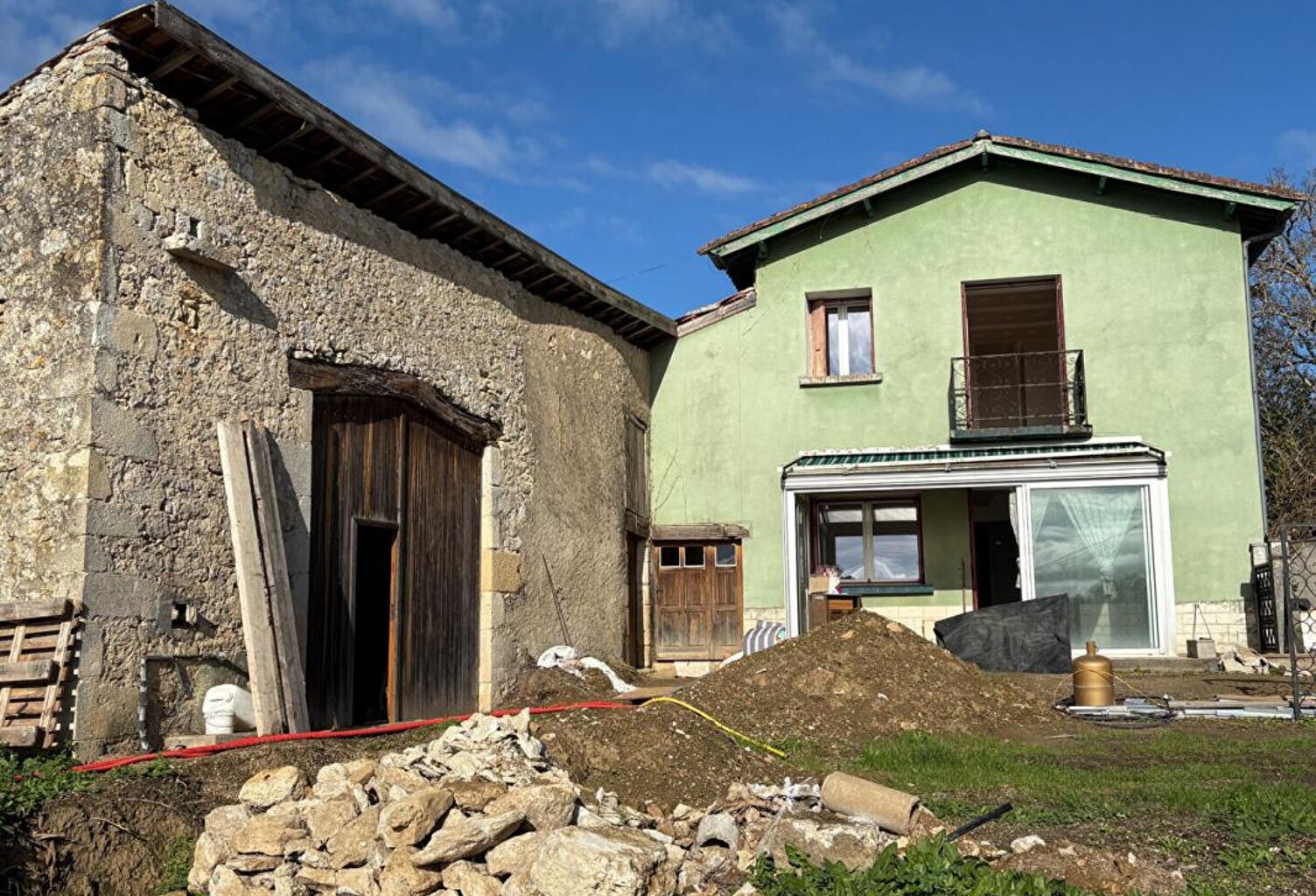 Maison à Doulezon, proche Gensac 152 m2, 4 chambres, dépendance et jardin — photo 1