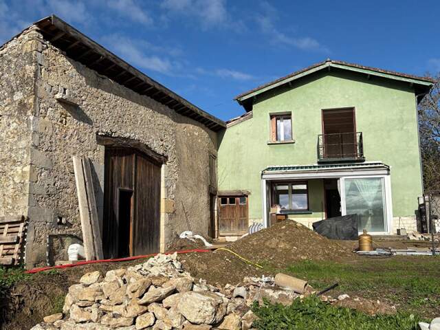 Maison à Doulezon, proche Gensac 152 m2, 4 chambres, dépendance et jardin — photo du bien