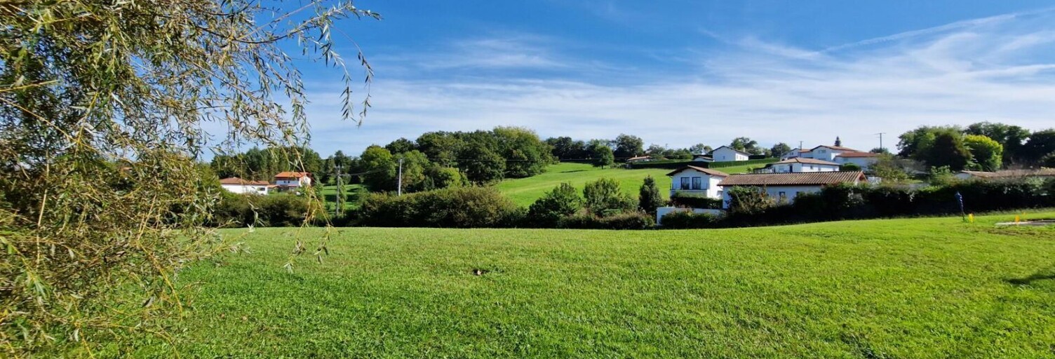 Terrain  889 m² à vendre à Saint-Pierre-d'Irube (64990)