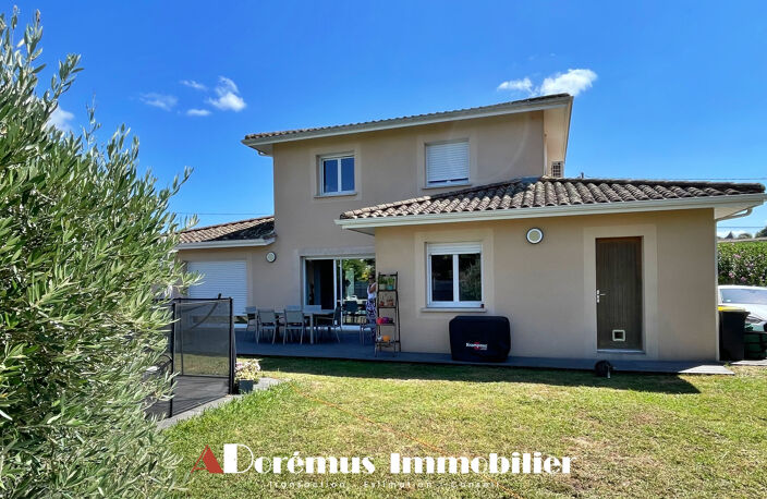 VILLA 4CHS AVEC PISCINE - VUE SUR LES VIGNES - PROCHES TTES — photo 2