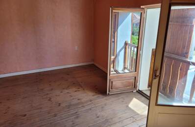 MAISON DE BOURG A RENOVER AVEC GARAGE — photo du bien