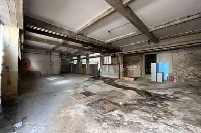 Local industriel  1200 €