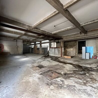 Local industriel  1200 €