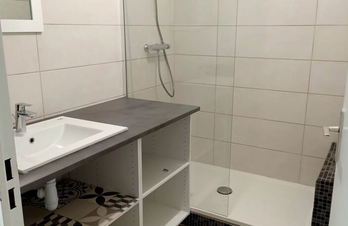 A vendre- T2 Pessac Quartier Clinique Saint Martin — photo 3