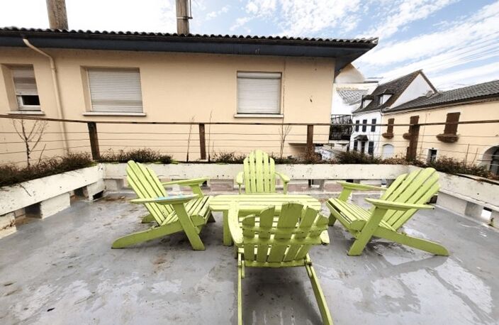 T1 Rénové avec terrasse — photo 4