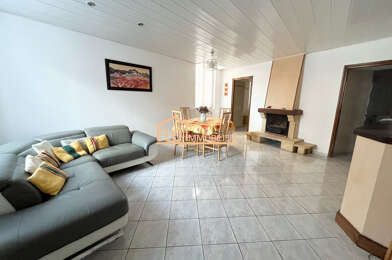 Appartement 5 pièces 174000 €