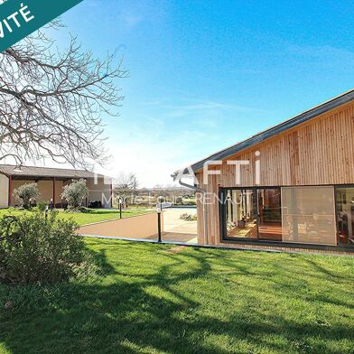 Maison 12 pièces 750000 €