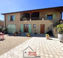 Photo Maison de village de 9 pièces Vergisson