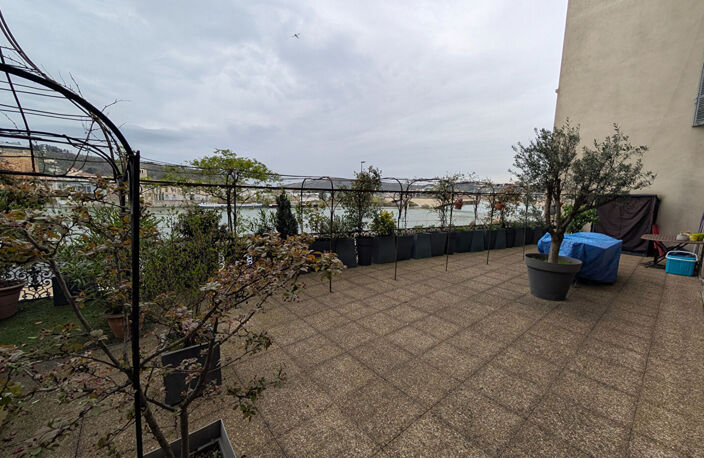 Appartement - VIENNE Quai du Rhône - 8 pièces - 236 m2 — photo 5