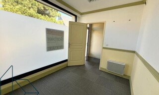Bureau  107 m² à louer à Saint-Avé (56890)