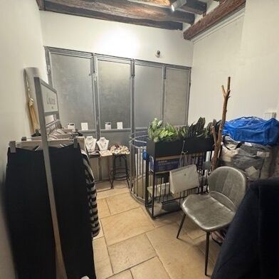 Bureau 1 pièces 3685 €